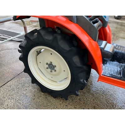 KUBOTA トラクター KB16