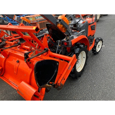 KUBOTA トラクター JB13