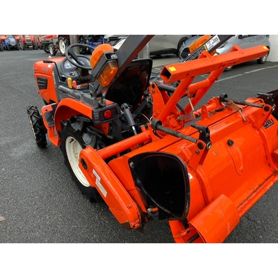 KUBOTA トラクター JB13