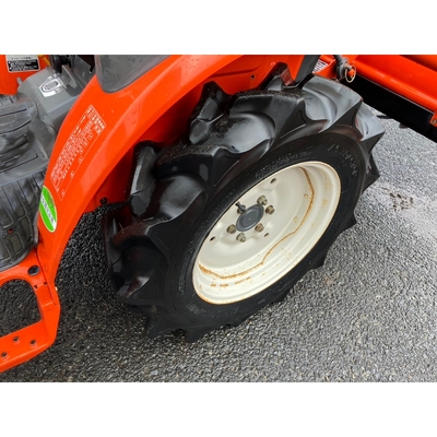 KUBOTA トラクター JB13