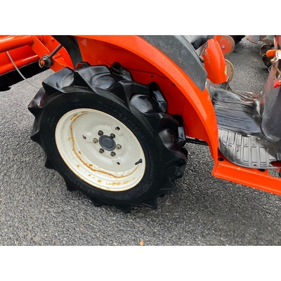 KUBOTA トラクター JB13