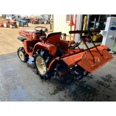 KUBOTA トラクター B1400D