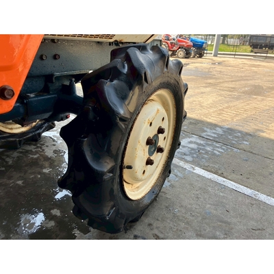 KUBOTA トラクター B1400D