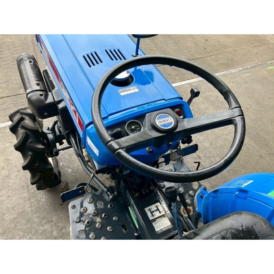 ISEKI トラクター TX155F