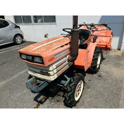 KUBOTA トラクター B1200