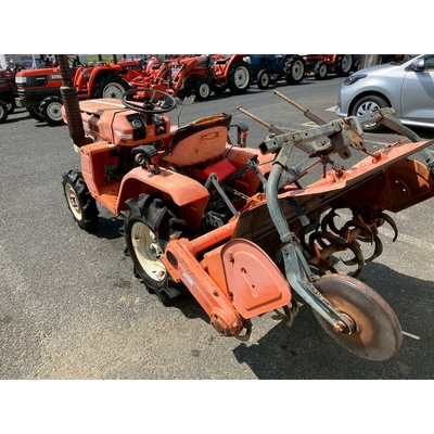 KUBOTA トラクター B1200