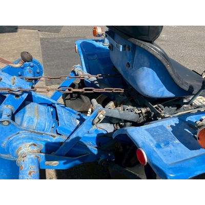 ISEKI トラクター TX1210F