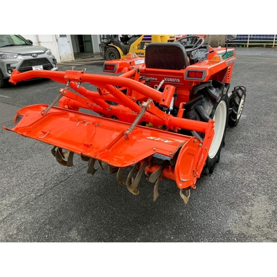KUBOTA トラクター L1-205D