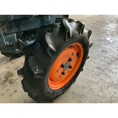 KUBOTA トラクター B5000D