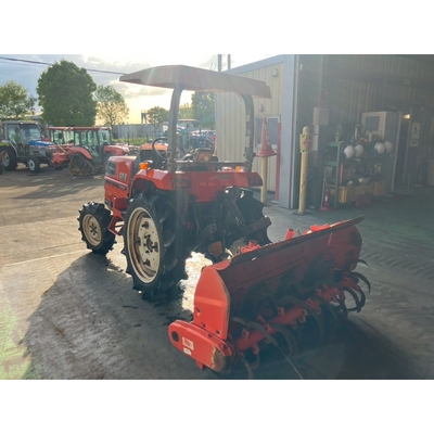 KUBOTA トラクター GT3