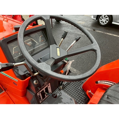 KUBOTA トラクター L1-205S