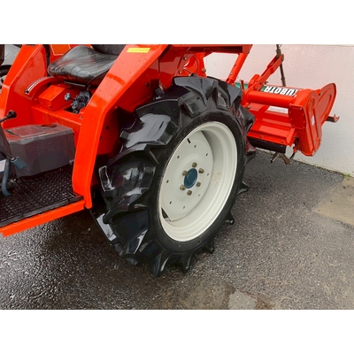 KUBOTA トラクター L1-205S
