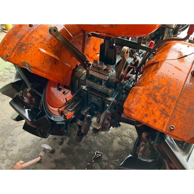 KUBOTA トラクター B7000D