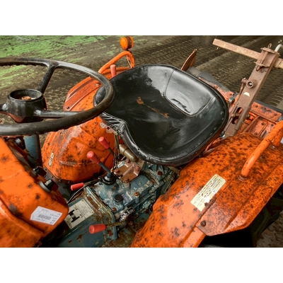 KUBOTA トラクター B7000D