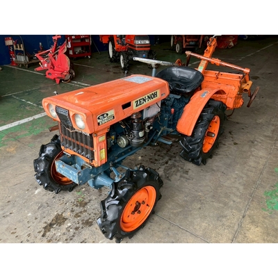 KUBOTA トラクター B6000D