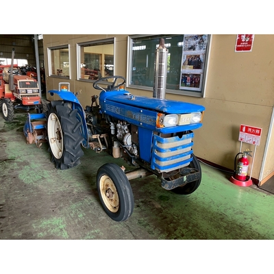 ISEKI トラクター TS1610