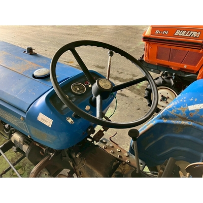 ISEKI トラクター TS1610