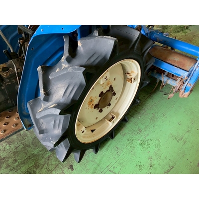 ISEKI トラクター TS1610