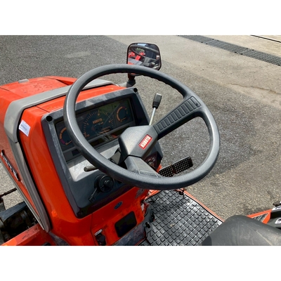 KUBOTA トラクター A15