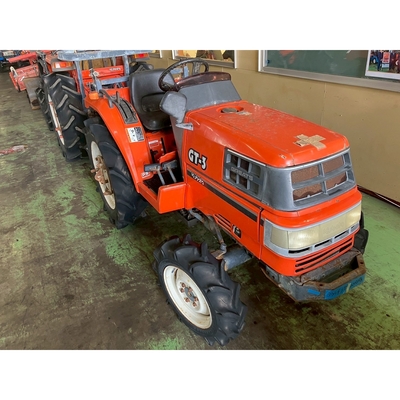 KUBOTA トラクター GT3