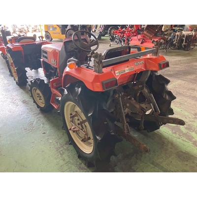 KUBOTA トラクター GT3