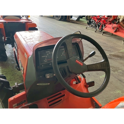 KUBOTA トラクター GT3