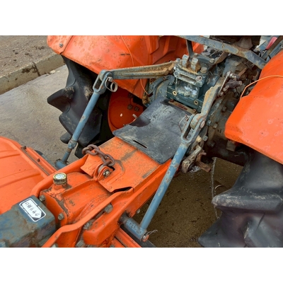 KUBOTA トラクター B7001