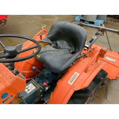KUBOTA トラクター B7001