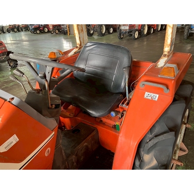 KUBOTA トラクター L1-245D