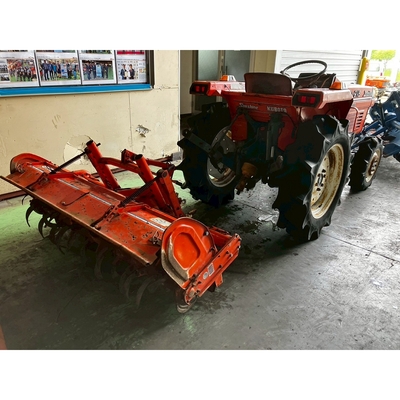 KUBOTA トラクター L1-215D