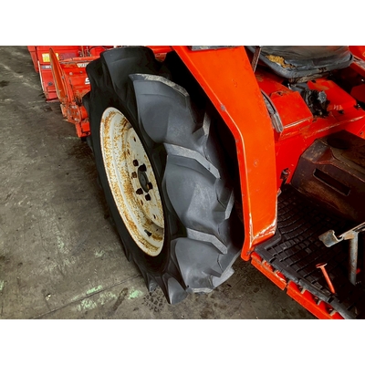 KUBOTA トラクター L1-215D
