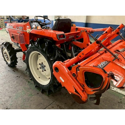 KUBOTA トラクター L1-255D