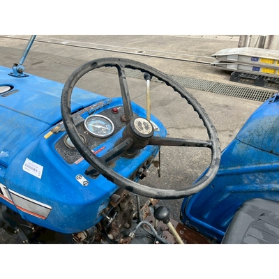 ISEKI トラクター TS2810F