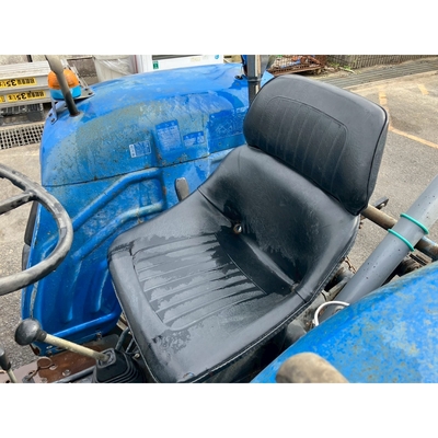 ISEKI トラクター TS2810F
