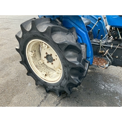 ISEKI トラクター TS2810F