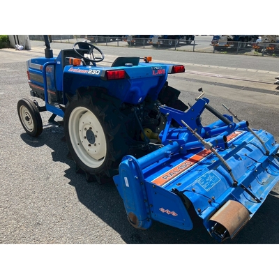 ISEKI トラクター TA230F