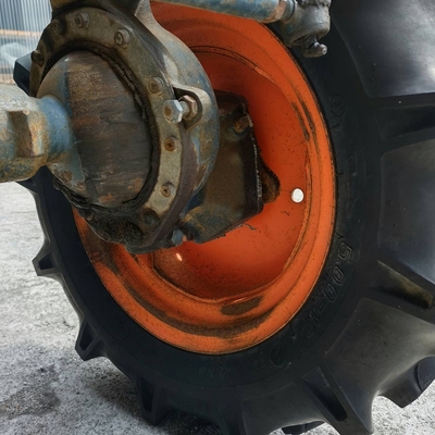 KUBOTA トラクター B7001