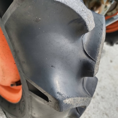 KUBOTA トラクター B7001