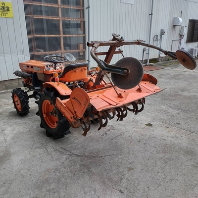 KUBOTA トラクター B7001