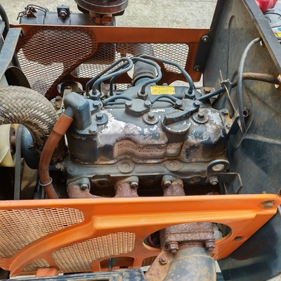 KUBOTA トラクター B7001
