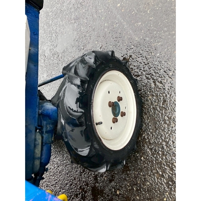 KUBOTA トラクター B1200D