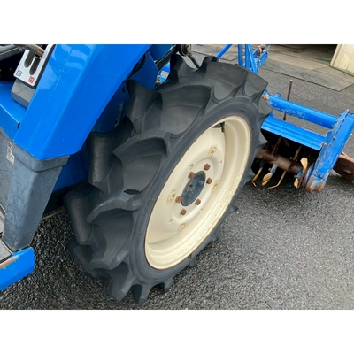 ISEKI トラクター TU185F