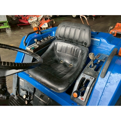 ISEKI トラクター TU225F
