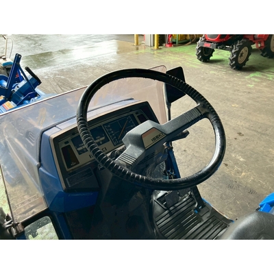 ISEKI トラクター TU225F