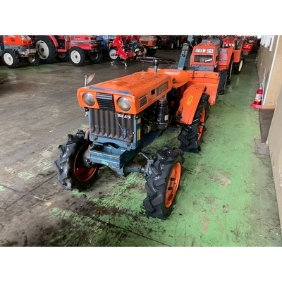 KUBOTA トラクター B6000