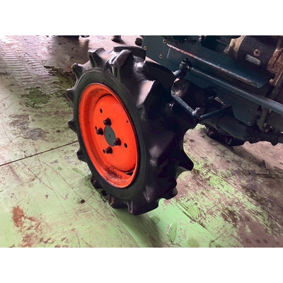 KUBOTA トラクター B6000
