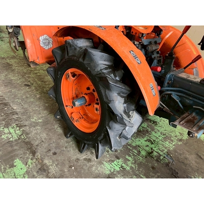 KUBOTA トラクター B6000