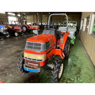 KUBOTA トラクター GT3