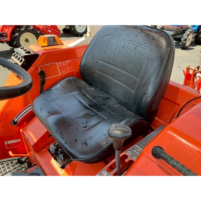 KUBOTA トラクター L1-215D
