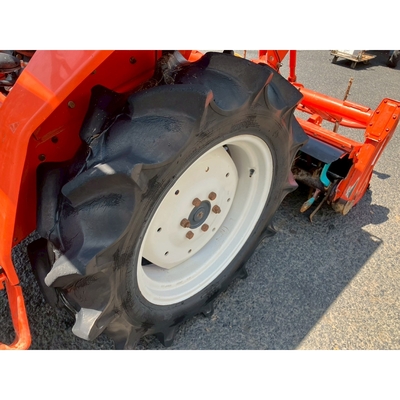 KUBOTA トラクター L1-215D